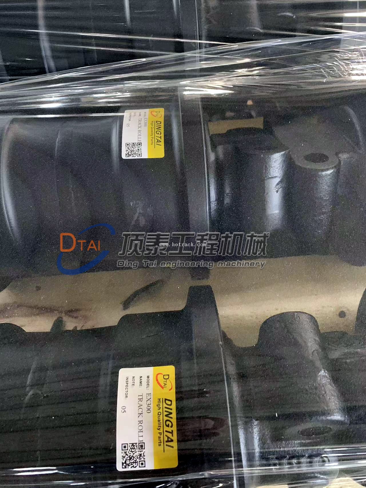 Excavator EX300 undercarriage parts Track roller/Bottom roller/Down roller with high quality good price 