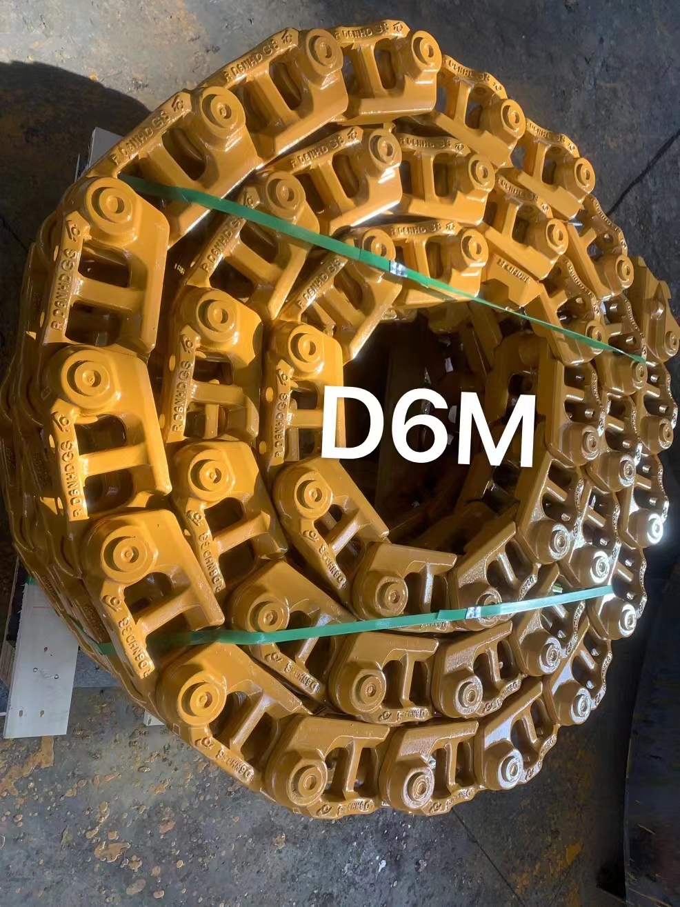 Bulldozer Track Chain D6M Track Link Track Link Assembly for manufarture High quality competitive price