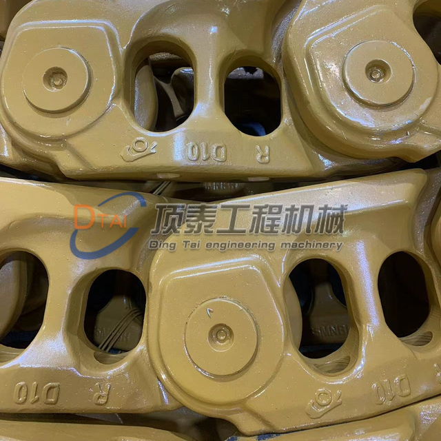 D10T D10R Track Assembly 60 Pitch 44 Track Link, Track Chain Pitch Plate Thickness 20.5 D10 Bulldozer DT Parts 